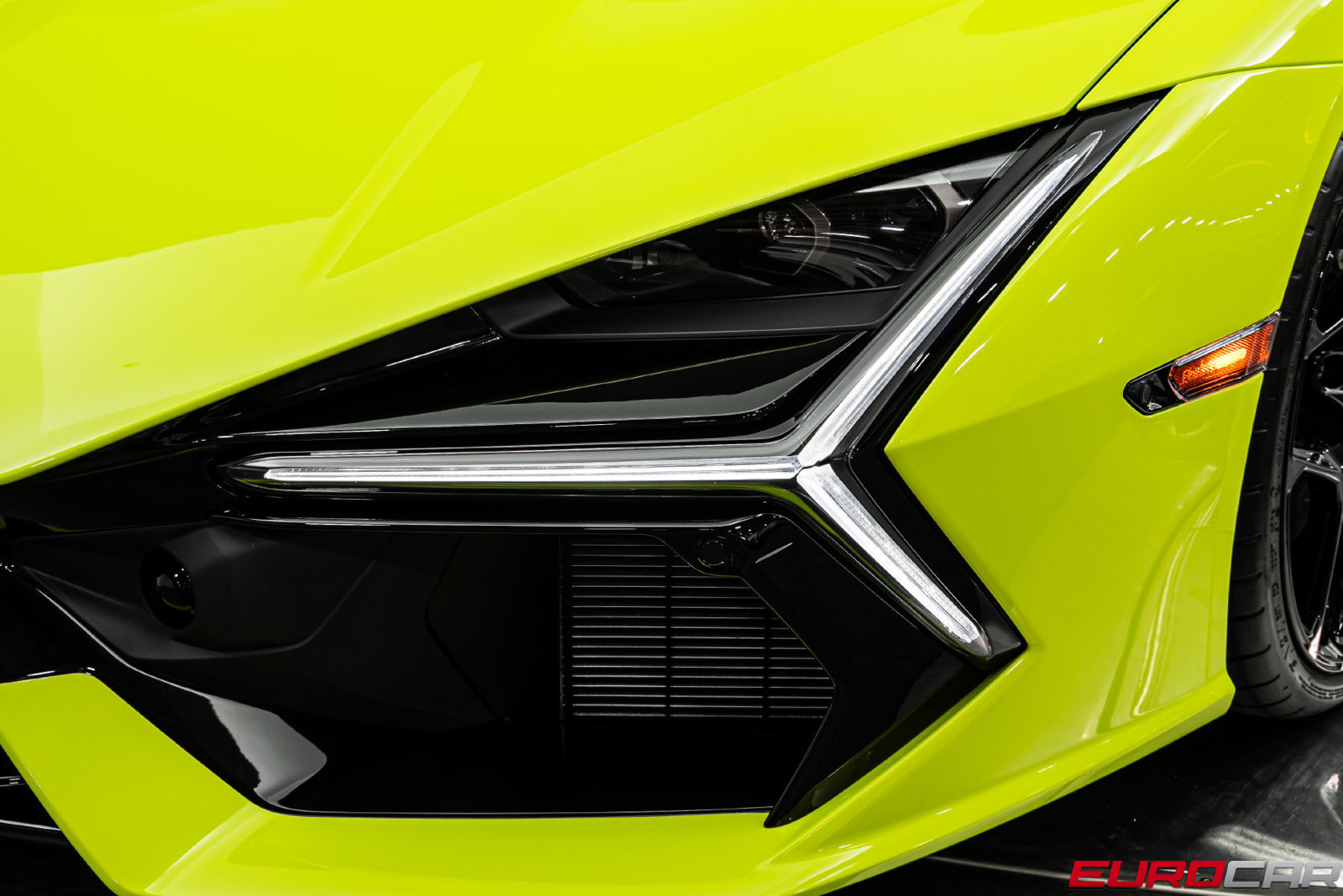 Used 2025 Lamborghini Revuelto AWD/4WD image 15