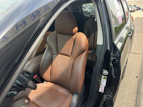 Used 2019 Subaru Ascent Touring image 29