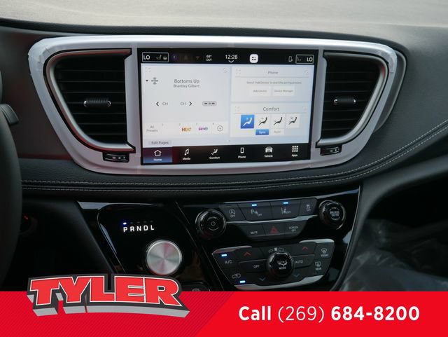 New 2027 Chrysler Pacifica Select FWD image 50