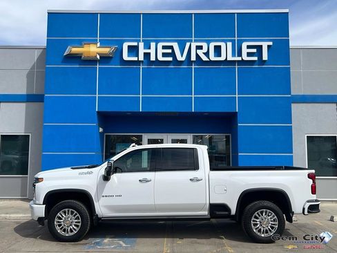 Used 2023 Chevrolet Silverado 3500 High Country image 1