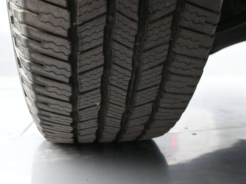 Used 2021 Ford Expedition XLT RWD image 19