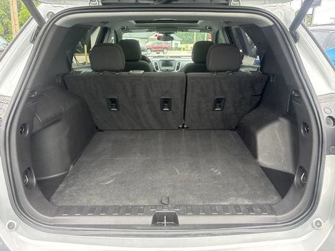 Used 2022 Chevrolet Equinox LT FWD image 12