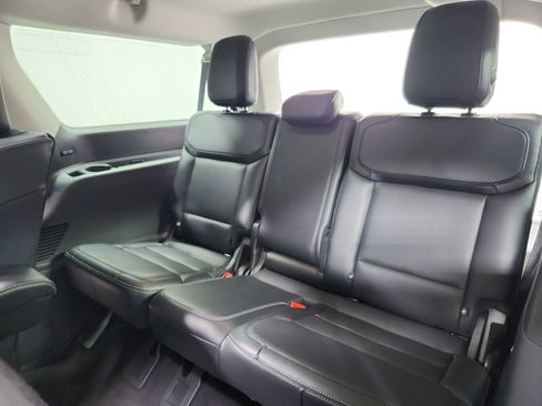 Used 2025 Ford Expedition Max Platinum image 37