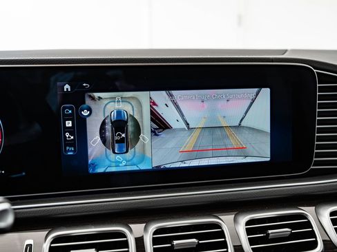 New 2026 Mercedes-Benz GLS 450 4MATIC image 38