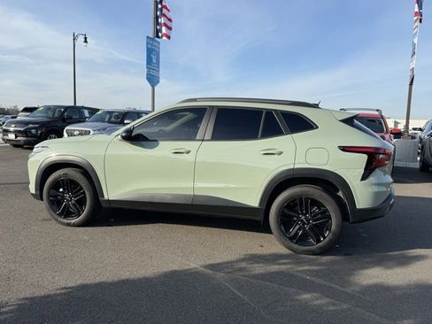 Used 2025 Chevrolet Trax ACTIV w/ Driver Confidence Package image 6