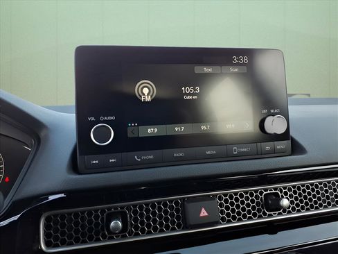 Used 2024 Honda Civic Sport image 14