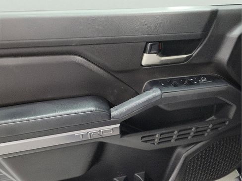 Used 2024 Toyota Tacoma TRD Off-Road image 13