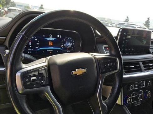 Used 2022 Chevrolet Tahoe LT w/ Luxury Package AWD/4WD image 6