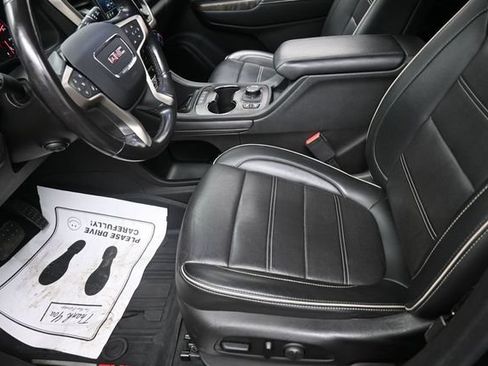 Used 2021 GMC Acadia Denali AWD/4WD image 15