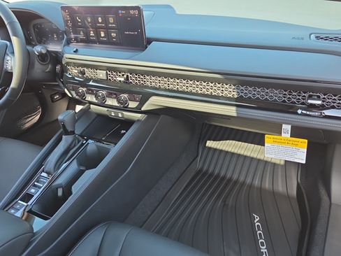 New 2026 Honda Accord EX-L image 17