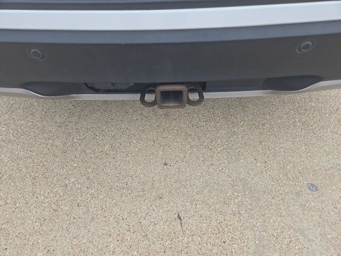 Used 2022 Ford Explorer XLT w/ Equipment Group 202A image 7