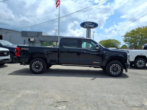 Used 2026 Ford F250 Platinum AWD/4WD image 5