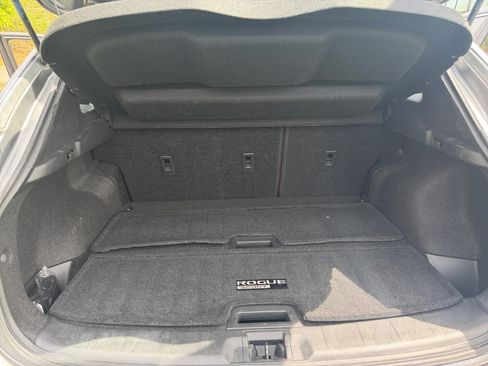 Used 2021 Nissan Rogue Sport SV image 19