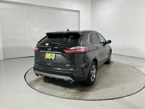 Used 2020 Ford Edge SEL w/ Cold Weather Package AWD/4WD image 33