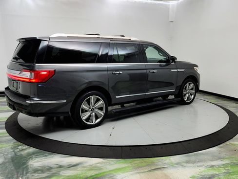 Used 2018 Lincoln Navigator L Reserve w/ Technology Package AWD/4WD image 5