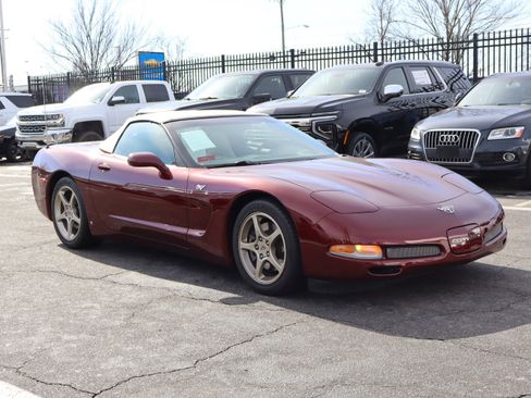 Used 2003 Chevrolet Corvette w/ Preferred Equipment Group1 image 2