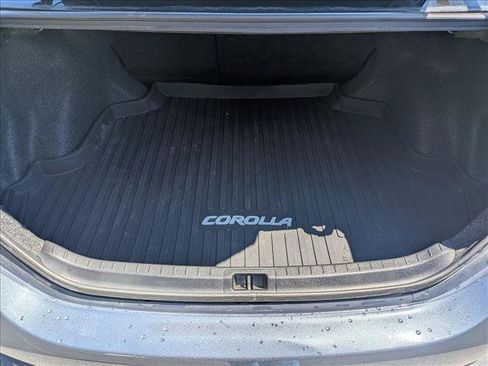 Used 2019 Toyota Corolla SE FWD image 6