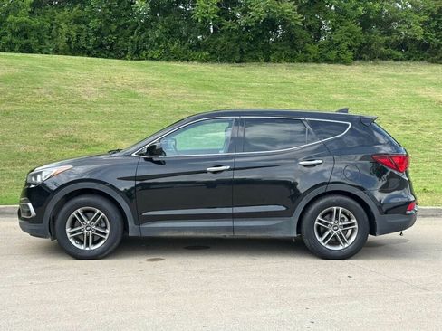 Used 2017 Hyundai Santa Fe Sport FWD image 7