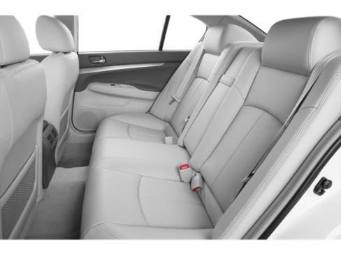 Used 2015 INFINITI Q40 w/ Moonroof Package image 14