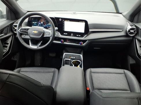 Certified 2025 Chevrolet Equinox LT w/ Convenience Package II image 13