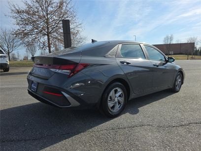 Certified 2024 Hyundai Elantra SE