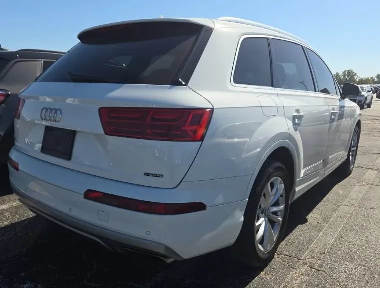 Used 2019 Audi Q7 3.0T Premium AWD/4WD image 2