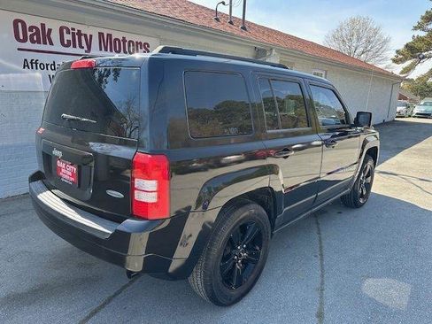 Used 2016 Jeep Patriot Latitude image 5