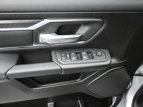New 2026 RAM 1500 Big Horn AWD/4WD image 11