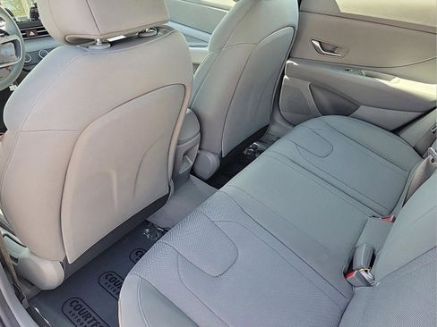 New 2026 Hyundai Elantra SE image 23