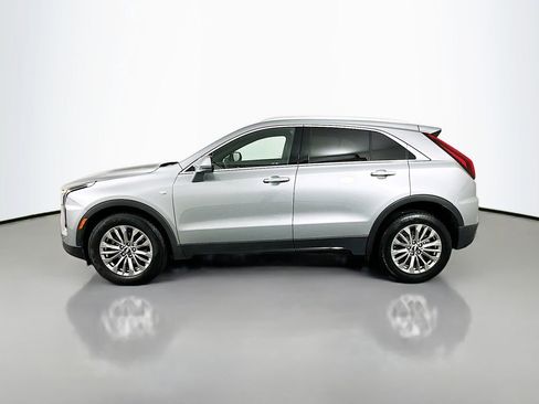 Used 2024 Cadillac XT4 Premium Luxury image 8