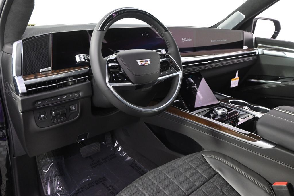 New 2026 Cadillac Escalade Platinum Sport w/ LPO, ONYX Package AWD/4WD image 11