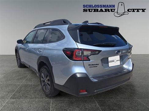 Certified 2025 Subaru Outback Onyx Edition image 7