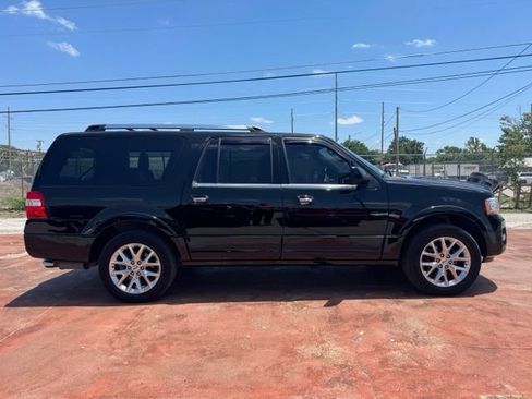 Used 2017 Ford Expedition EL Limited w/ Equipment Group 301A AWD/4WD image 4