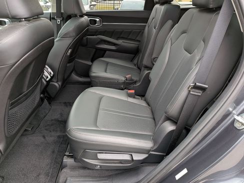 Used 2022 Kia Sorento SX FWD image 30