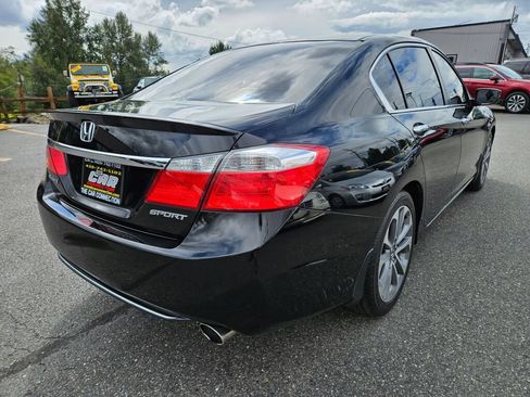 Used 2014 Honda Accord Sport image 4