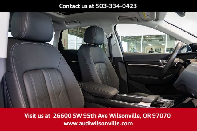 Used 2024 Audi Q8 e-tron Premium AWD/4WD image 27