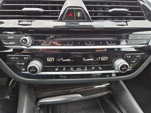Used 2019 BMW 540i RWD image 19