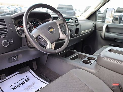 Used 2009 Chevrolet Silverado 2500 W/T AWD/4WD image 12