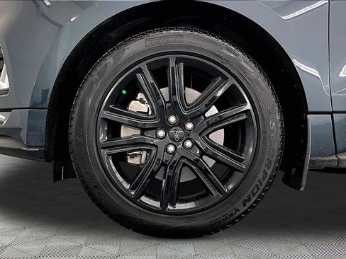 Certified 2023 Ford Edge ST-Line AWD/4WD image 9