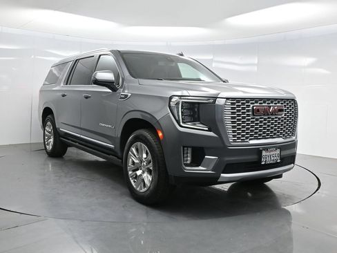Used 2022 GMC Yukon XL Denali AWD/4WD image 70