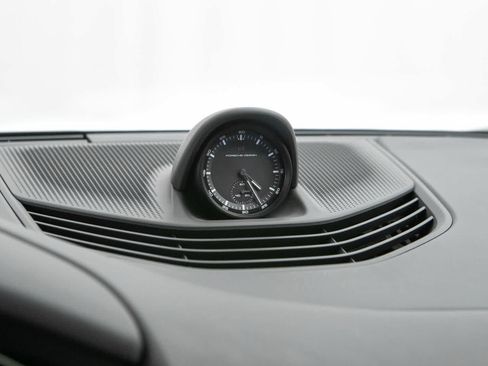 Certified 2023 Porsche Taycan 4S AWD/4WD image 31
