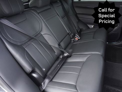 New 2025 Land Rover Range Rover Sport SE image 27