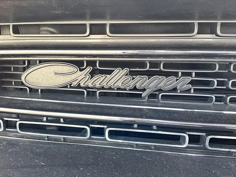 Certified 2020 Dodge Challenger SXT w/ Blacktop Package image 9