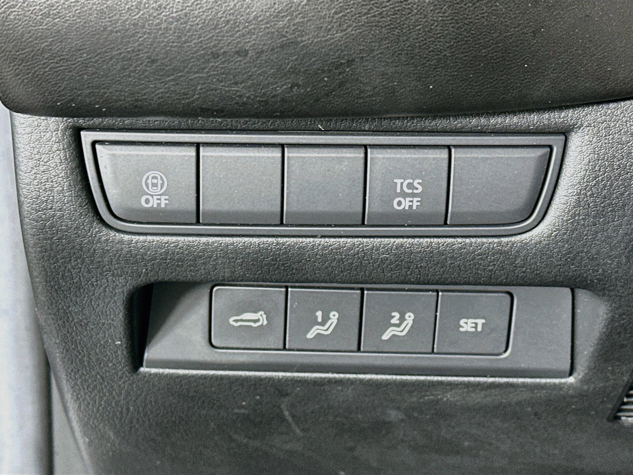 Used 2025 MAZDA CX-50 AWD 2.5 S w/ Premium Plus Pkg image 17