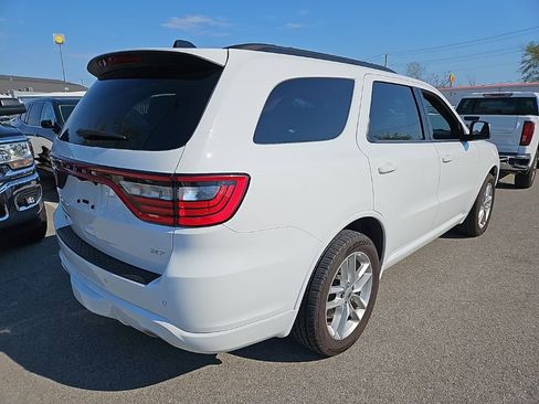 Used 2024 Dodge Durango GT image 3