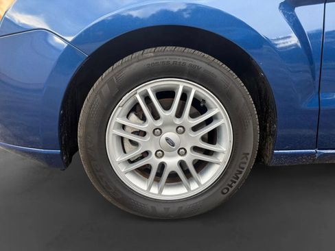 Used 2009 Ford Focus SE FWD image 9