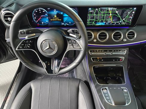 Used 2022 Mercedes-Benz E 350 Sedan image 13