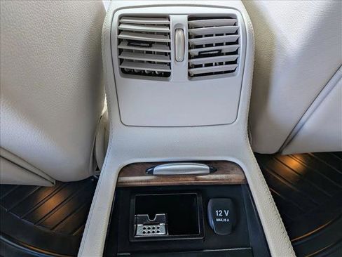 Used 2016 Mercedes-Benz CLS 550 4MATIC image 18