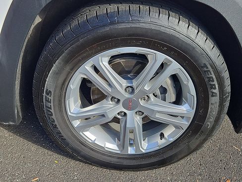 Used 2019 GMC Terrain SLE image 8