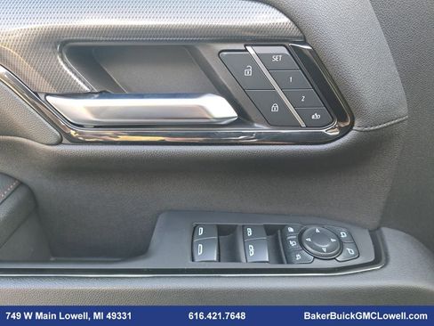 Used 2024 GMC Sierra 3500 AT4 image 30